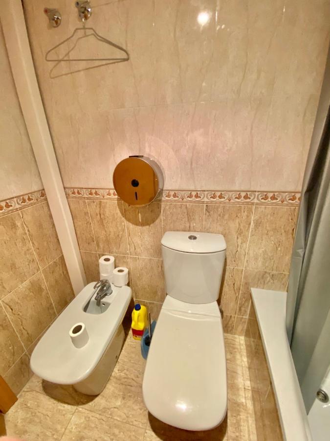 Roni Rooms Salou Exterior foto